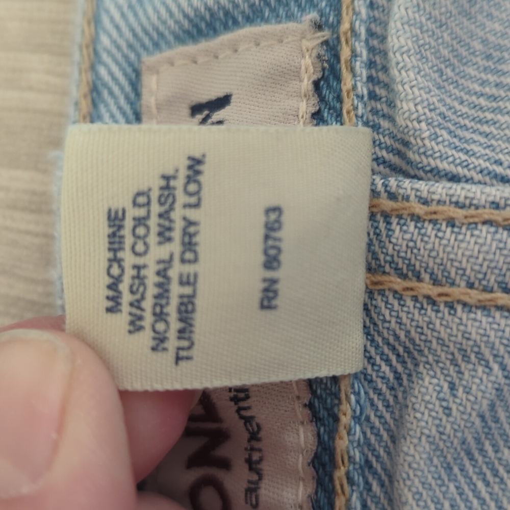 Vtg. London Jean Asian Dragon Embroidered High Rise Cropped Mom Jeans 10 Blue - Picture 2 of 13